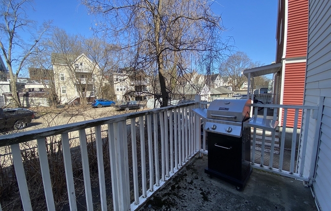 18 FAIRBANKS ST