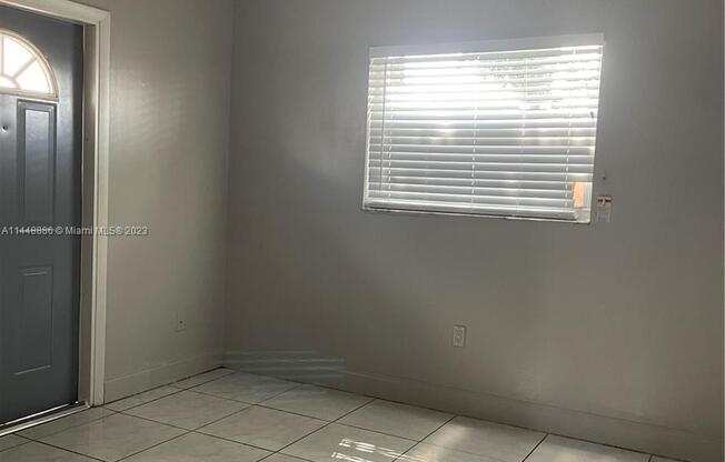 5636 SW 40 ST