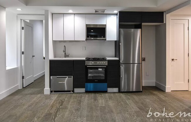 4 beds, 1.5 baths, $5,400, Unit G-2