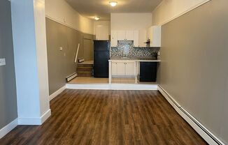 Studio, 1 bath, 508 sqft, $1,300, Unit Unit 3