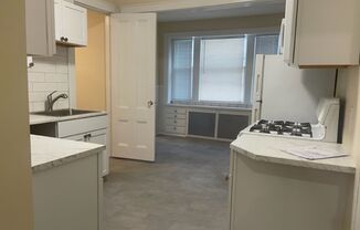 2 beds, 1.5 baths, $1,650, Unit 1