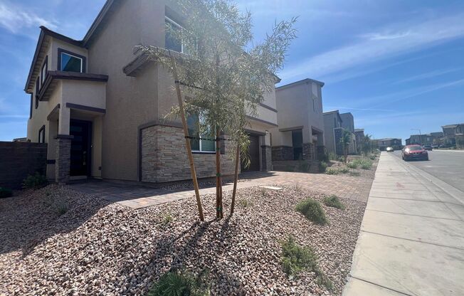 Stunning Newly Built 4-Bedroom, 3-Bathroom Home in Henderson