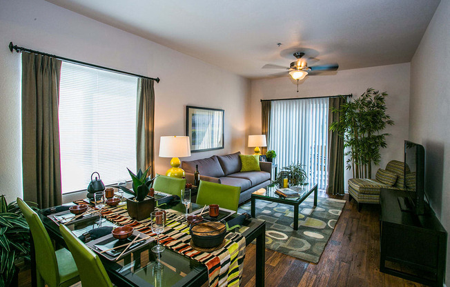 Spacious apartments for rent with powered flooring in Rio Rancho NM