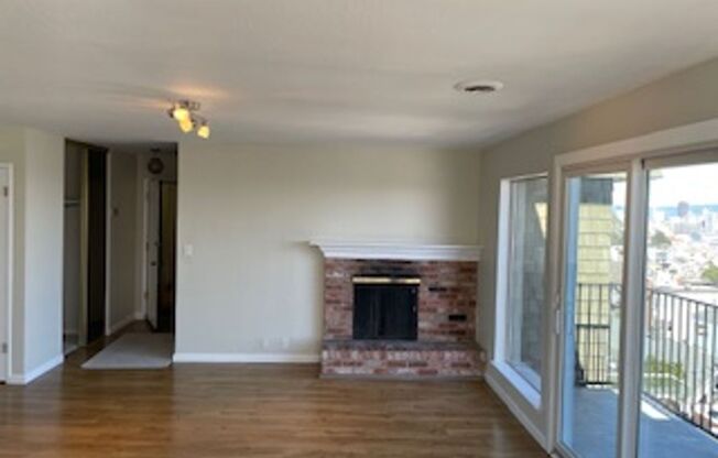 Beautiful Condo with views from Mt. Olympus!