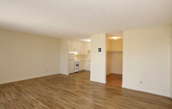 Studio, 1 bath, 520 sqft, $2,025, Unit NG