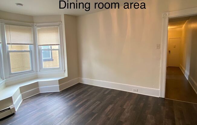 2 beds, 1 bath, $1,155, Unit Apt 3