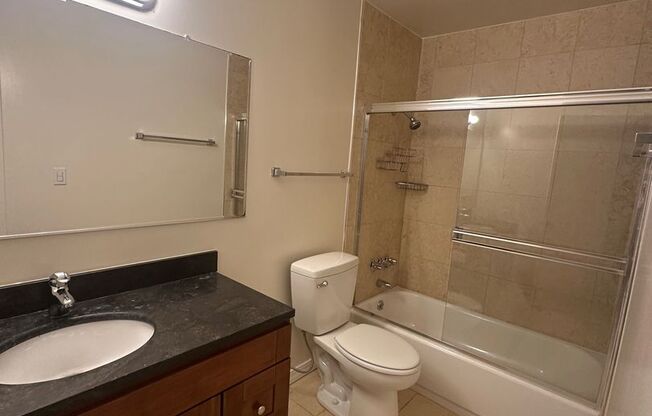 1 bed, 1 bath, $2,850, Unit 04