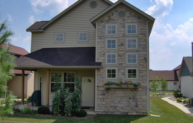 1 bed, 2 baths, 1,650 sqft, $1,855