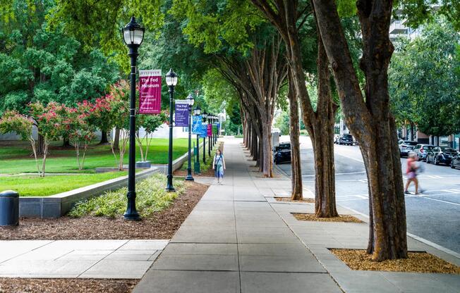 Modera Parkside is only 1.5 miles from Peachtree Sidewalk, offering you prime access to one of Atlanta’s most iconic streets. Live in the heart of Midtown with the city’s vibrant culture and attractions just minutes away!