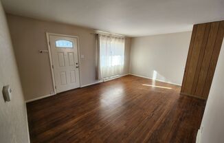 3 beds, 1 bath, $1,350