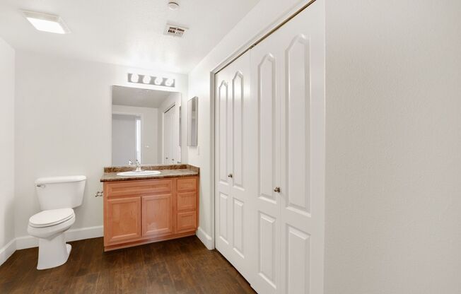 1 bed, 1 bath, 784 sqft, $2,000, Unit 1513