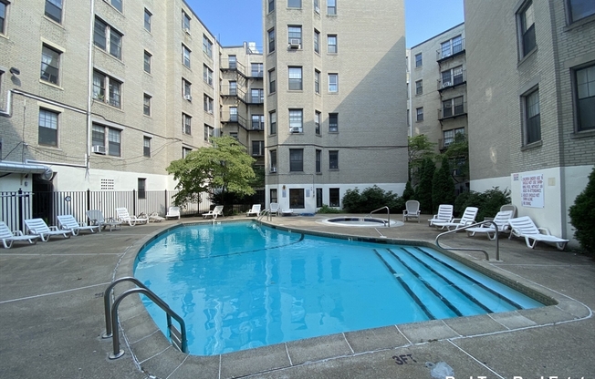 370 Chestnut Hill Ave Apt 23