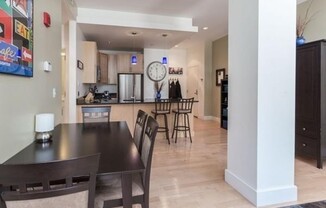 1 bed, 1 bath, 762 sqft, $3,450, Unit L211