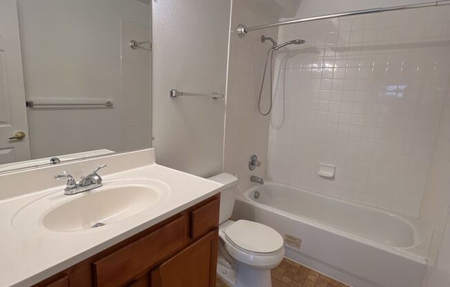 2 beds, 2 baths, $1,700