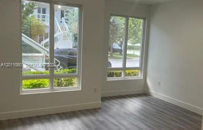 10245 NW 63rd Ter # 103, Doral, FL 33178