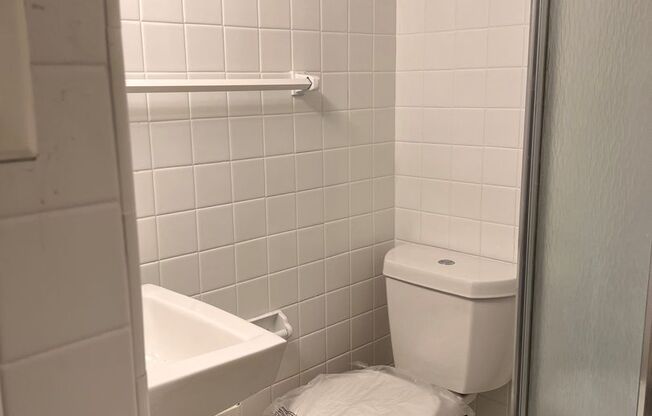 1 bed, 1 bath, 715 sqft, $1,610, Unit C1-5