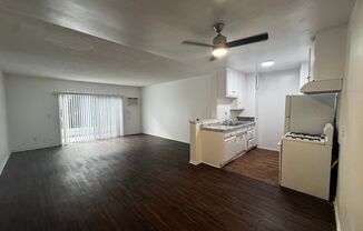 2 beds, 2 baths, $2,295, Unit 1