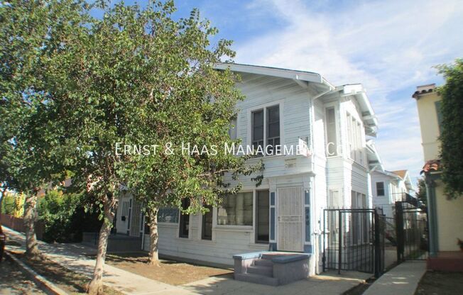 944 MAINE AVE