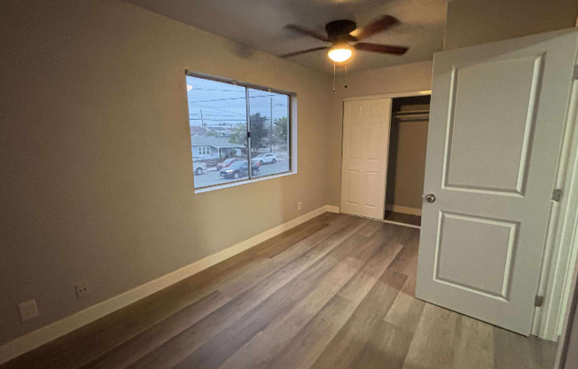 426 E PLZ BLVD