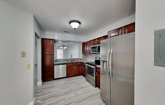 2956 CLUBVIEW DR