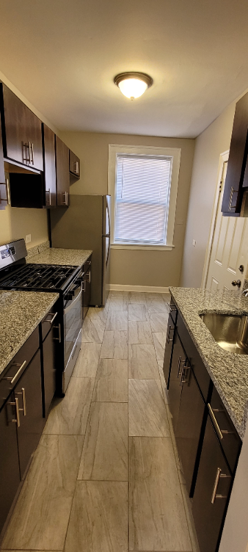 6926 S OGLESBY