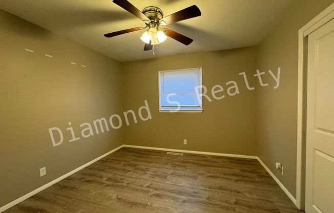 3 beds, 2 baths, $1,449