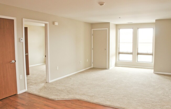 2 beds, 2 baths, 958 sqft, $1,275, Unit 411