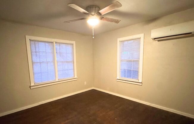 2 beds, 1 bath, $800