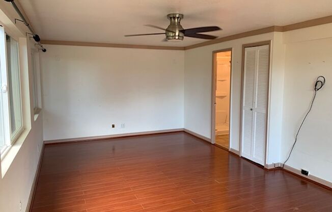 Studio, 1 bath, $1,300