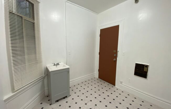 301 COLUMBUS AVE