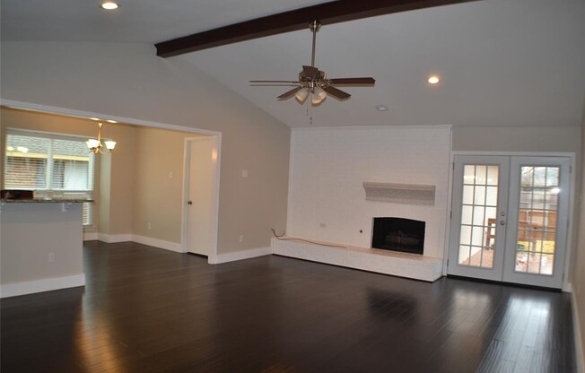 2311 EASTGATE DR