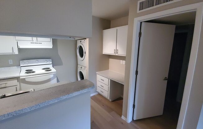 1 bed, 1 bath, 661 sqft, $1,025