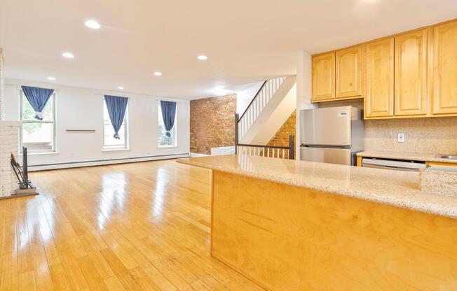 31 IRVING PL