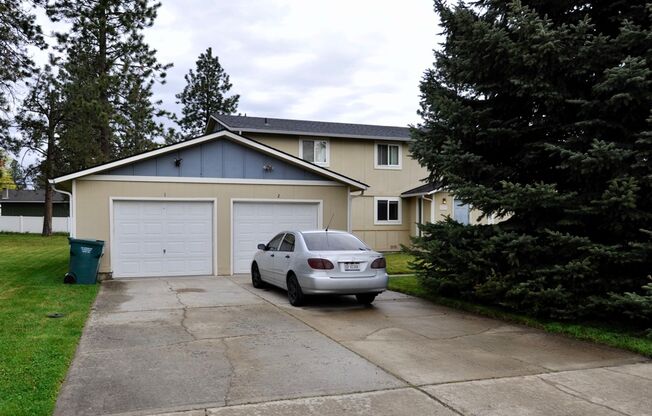 2 bed 1 bath apartment (4plex building)