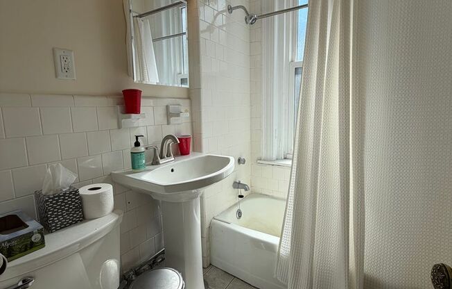 1 bed, 1 bath, 500 sqft, $2,500, Unit 22