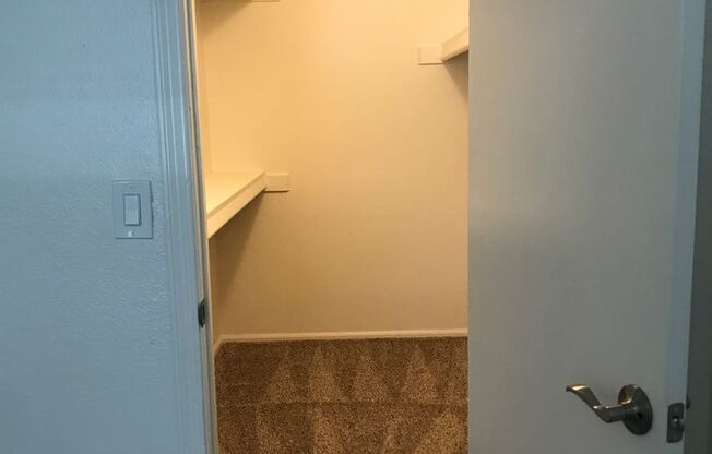 2 beds, 2 baths, 898 sqft, $1,150, Unit Guadalupe Road