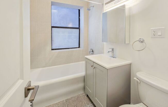 Studio, 1 bath, 455 sqft, $1,675, Unit 540-3I