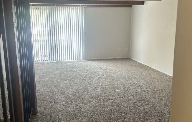 2 beds, 1.5 baths, 1,649 sqft, $1,325, Unit 1101E