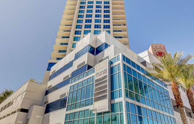 2 beds, 2 baths, $3,000, Unit Unit 3909