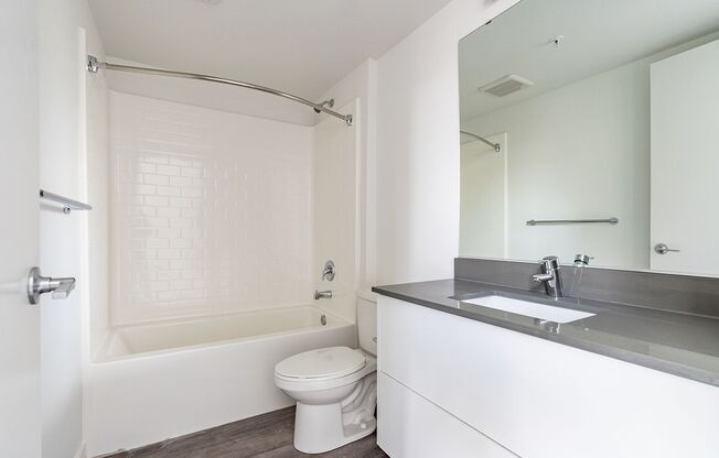Studio, 1 bath, $1,445, Unit 411