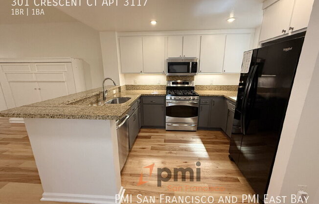 301 Crescent Ct