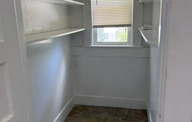 23 FAIR OAKS