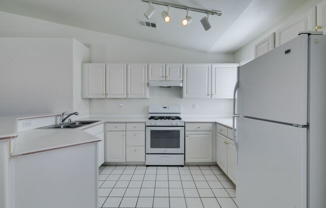 2 beds, 2 baths, $2,300