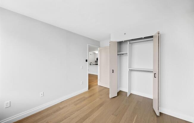 1 bed, 1 bath, $5,195, Unit 45H