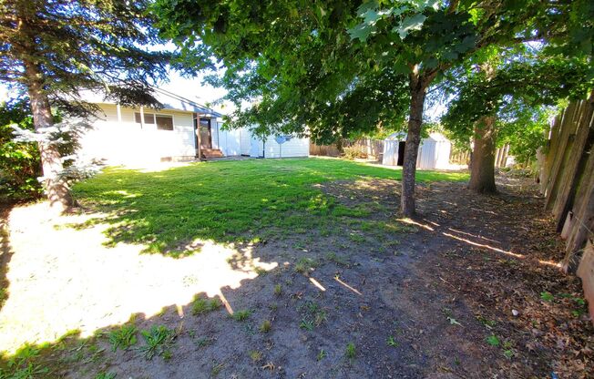 3 Bed 2 Bath Home w/ storage shed