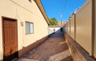 2 beds, 1 bath, $1,575