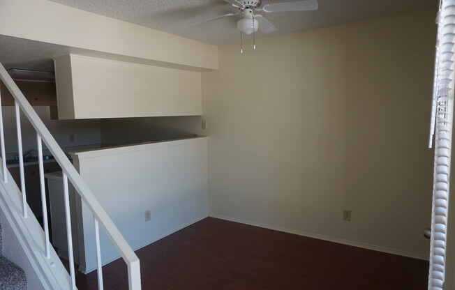 2 beds, 1.5 baths, $1,250