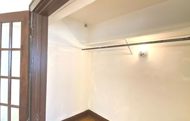 Studio, 1 bath, $775, Unit 303