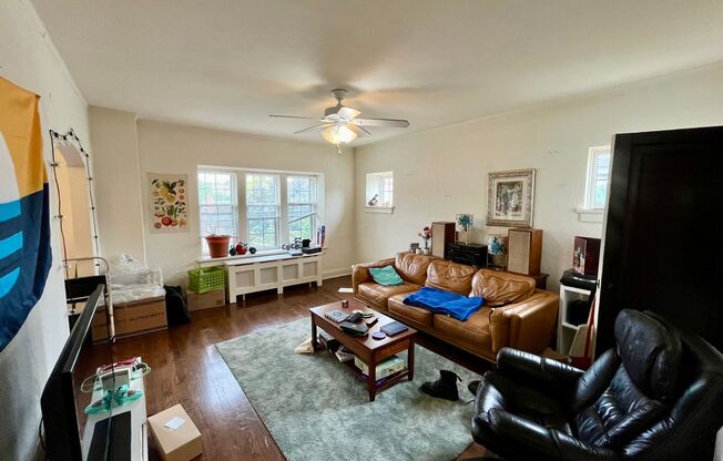 2631 N Cramer
