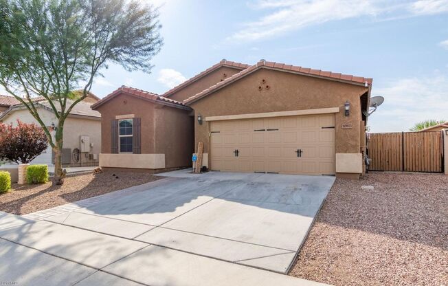 Gorgeous 3bed/2bath single level home in North Peoria!! Best Schools !!